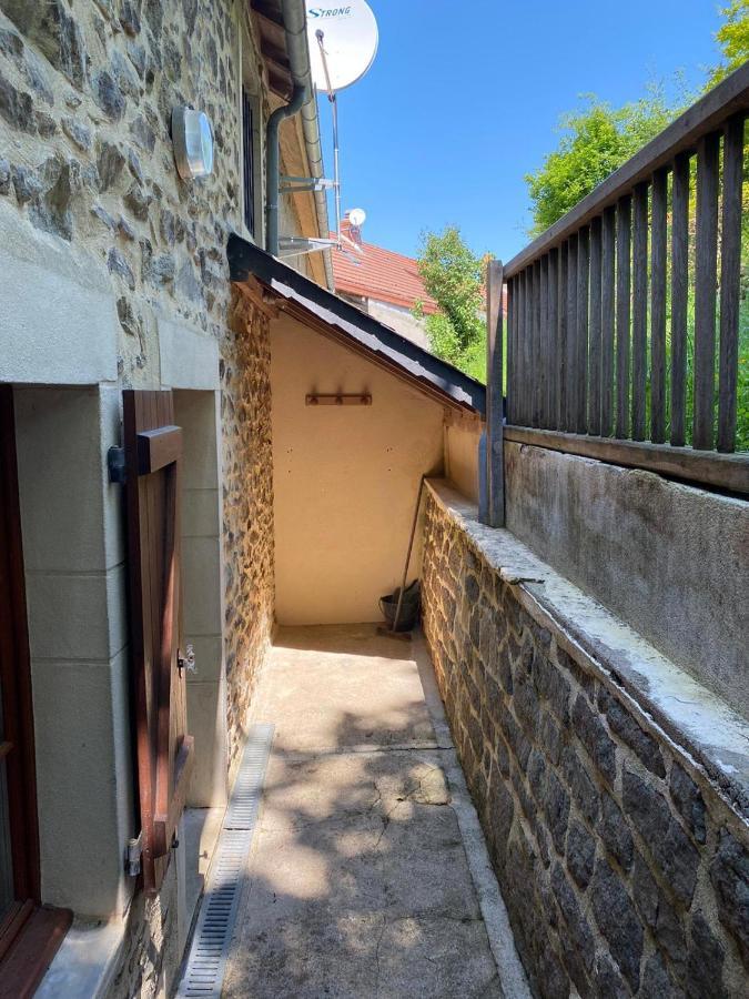 Petit Cocon Au Coeur Du Morvan Montreuillon ภายนอก รูปภาพ